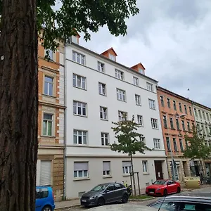 Business In Apartment